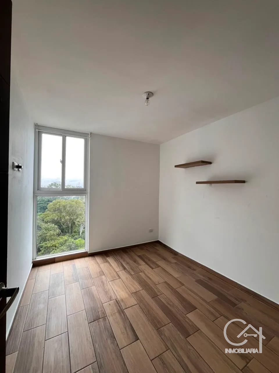 Apartamento en renta, Torre Zentia. — Apartamento en Venta en Zona 2 Mixco, Guatemala, Ciudad — foto 5 de 6