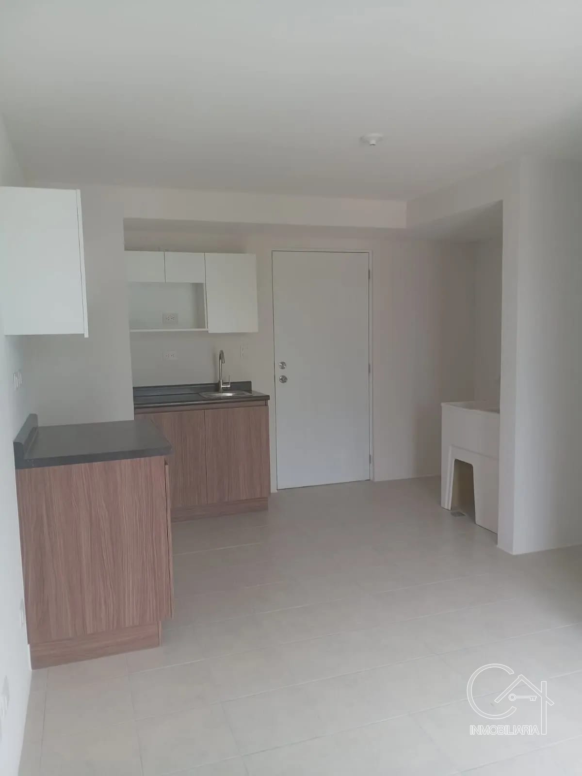 Apartamento en renta, Cumbres del Pedregal zona 6 — Apartamento en Alquiler en Zona 6, Guatemala, Ciudad — foto 3 de 17