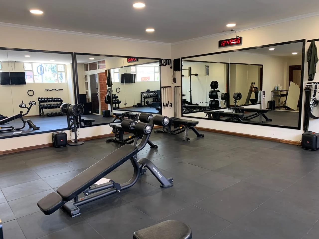 Amplio Apartamento en Zona 10 — Apartamento en Venta en Zona Viva, Zona 10, Guatemala, Ciudad — foto 4 de 12