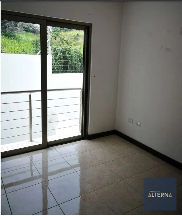 Apartamento en Renta en zona 14 — Apartamento en Alquiler en Attica, Zona 14, Guatemala, Ciudad — foto 2 de 17