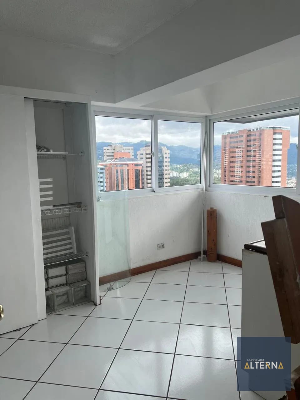 Apartamento en Renta Amueblado en Zona 13 Final de Avenida las Américas — Apartamento en Alquiler en Zona 13, Guatemala, Ciudad — foto 1 de 17
