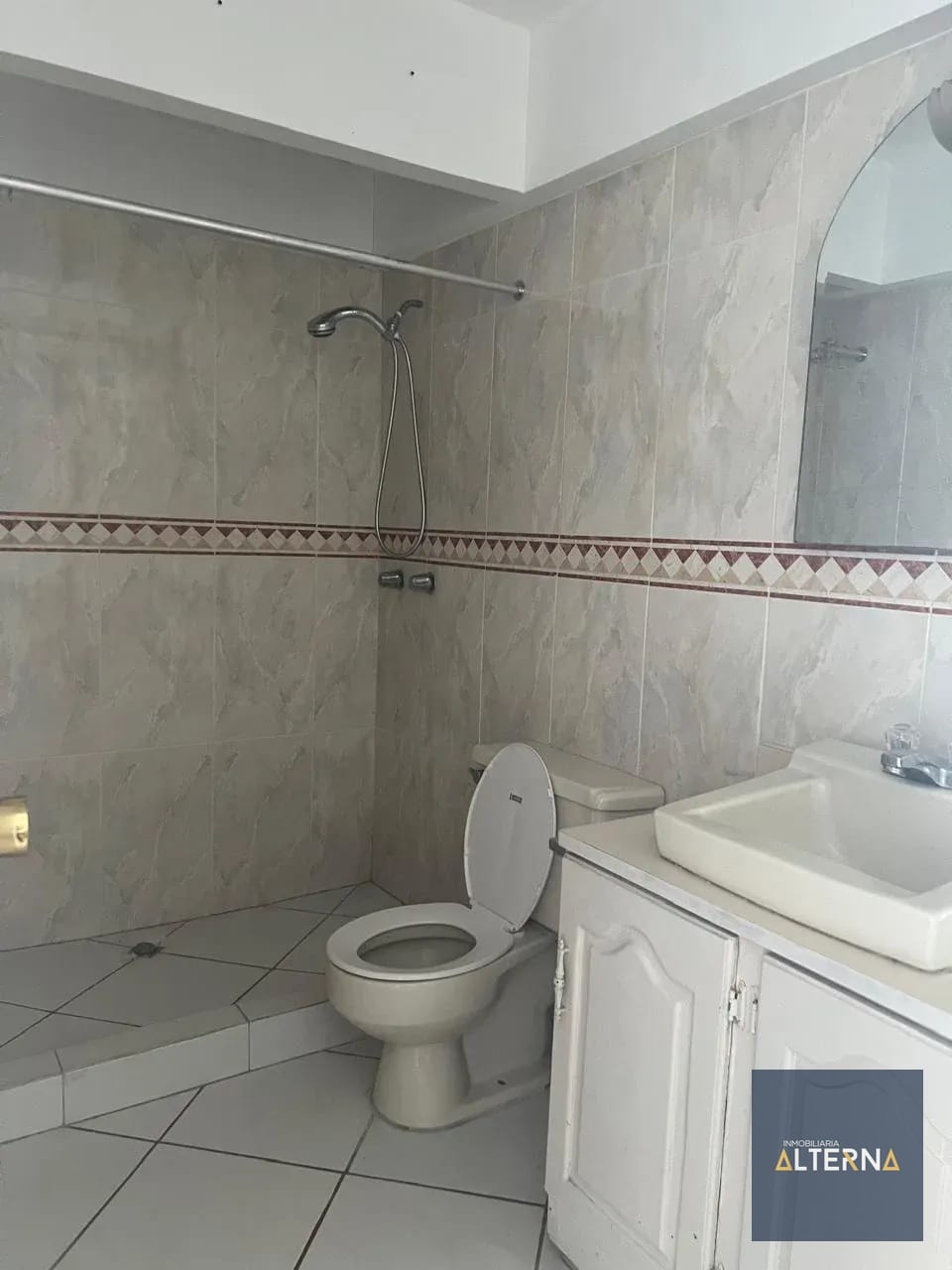 Apartamento en Renta Amueblado en Zona 13 Final de Avenida las Américas — Apartamento en Alquiler en Zona 13, Guatemala, Ciudad — foto 3 de 17