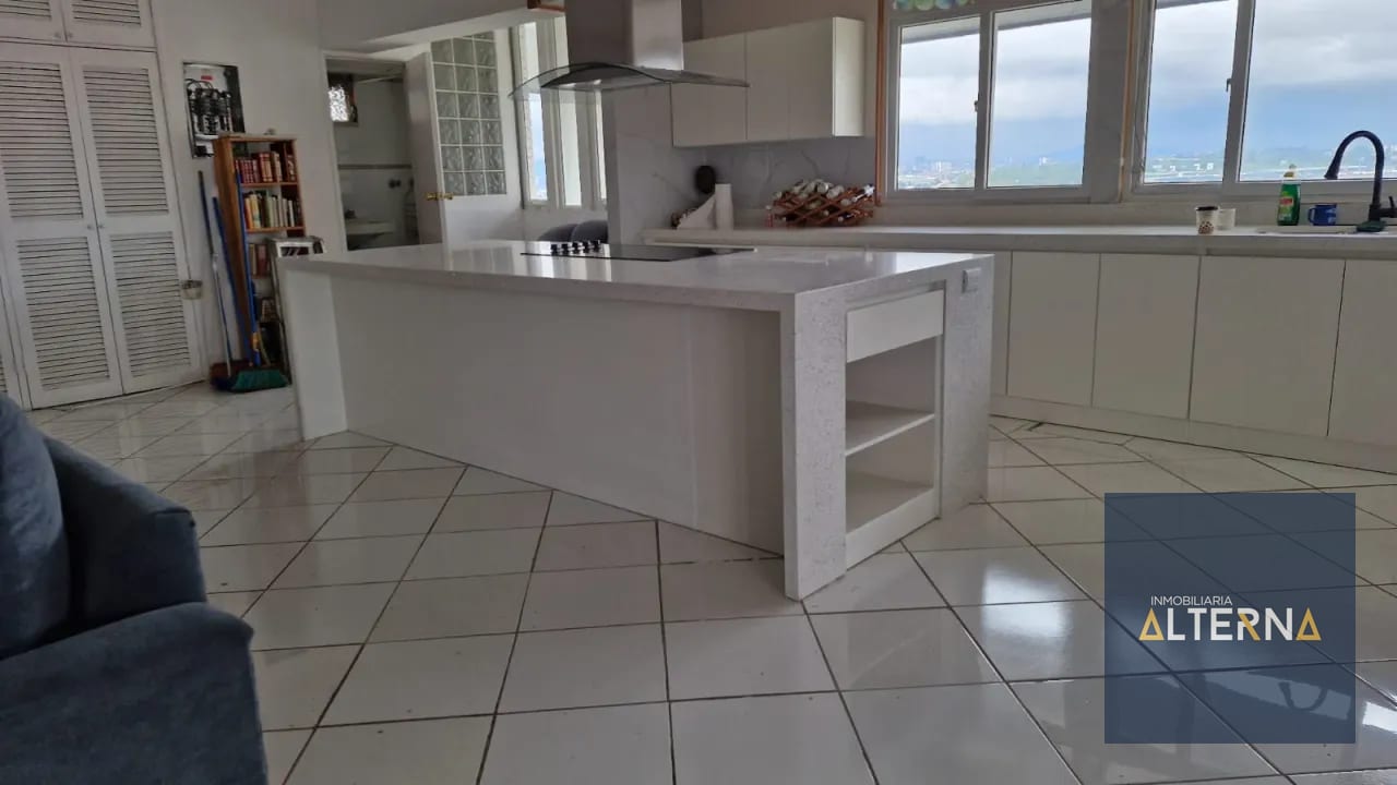 Apartamento en Renta Amueblado en Zona 13 — Apartamento en Alquiler en Zona 13, Guatemala, Ciudad — foto 1 de 17