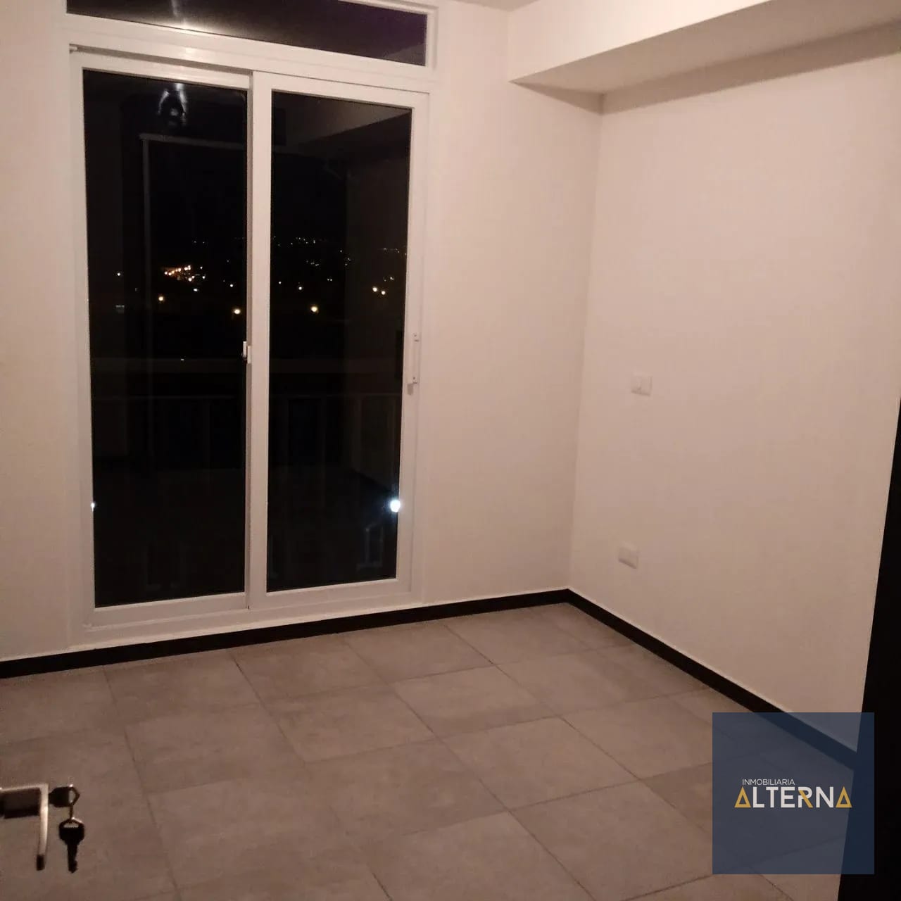 Acogedor Apartamento en Renta en zona 5 — Apartamento en Alquiler en Zona 5, Guatemala, Ciudad — foto 5 de 5