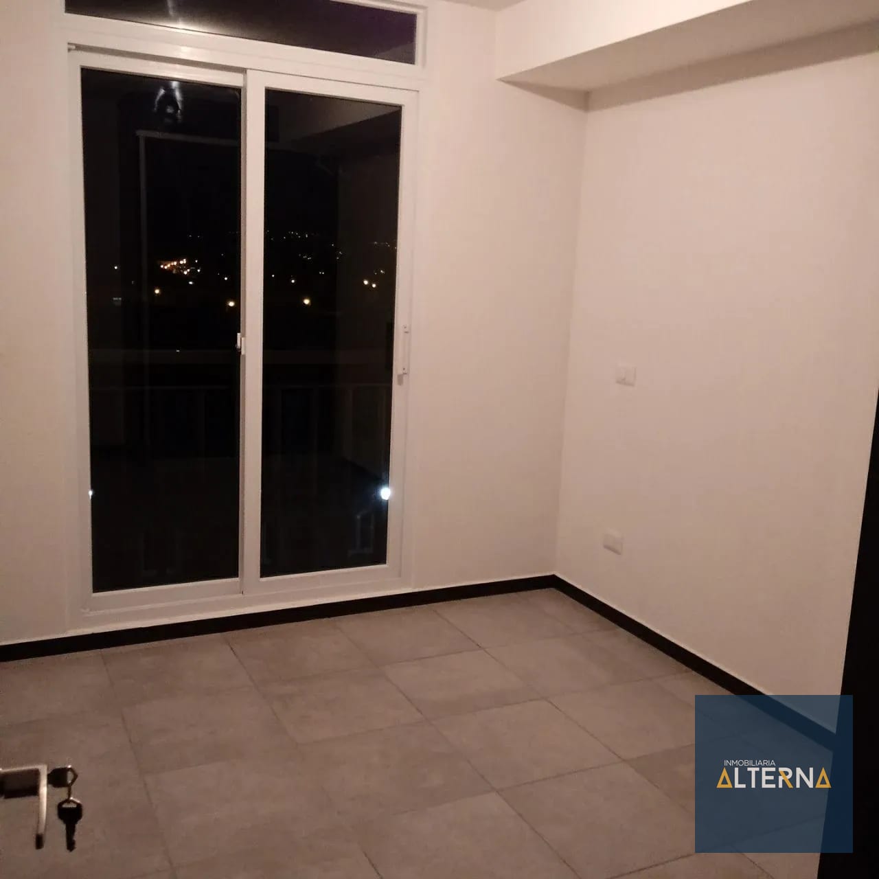 Acogedor Apartamento en Renta en zona 5 — Apartamento en Alquiler en Zona 5, Guatemala, Ciudad — foto 5 de 5