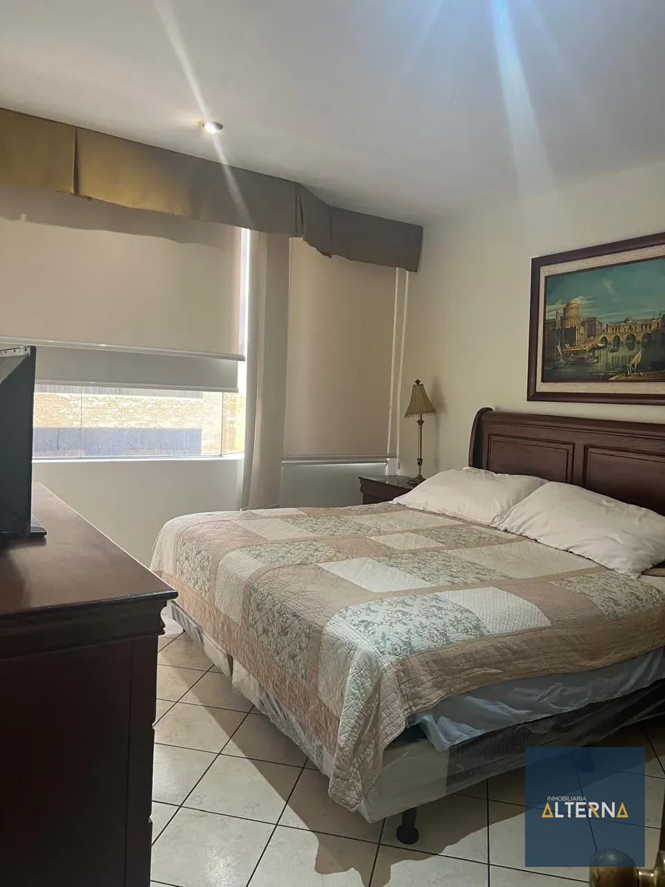 Apartamento en Renta Amueblado y Equipado Zona 10 — Apartamento en Alquiler en Zona 10, Guatemala, Ciudad — foto 3 de 11