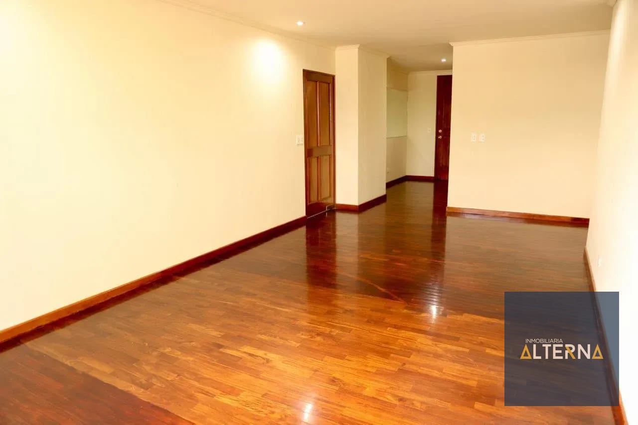 Apartamento en Renta en Zona 10 — Apartamento en Alquiler en Zona 10, Guatemala, Ciudad — foto 1 de 15
