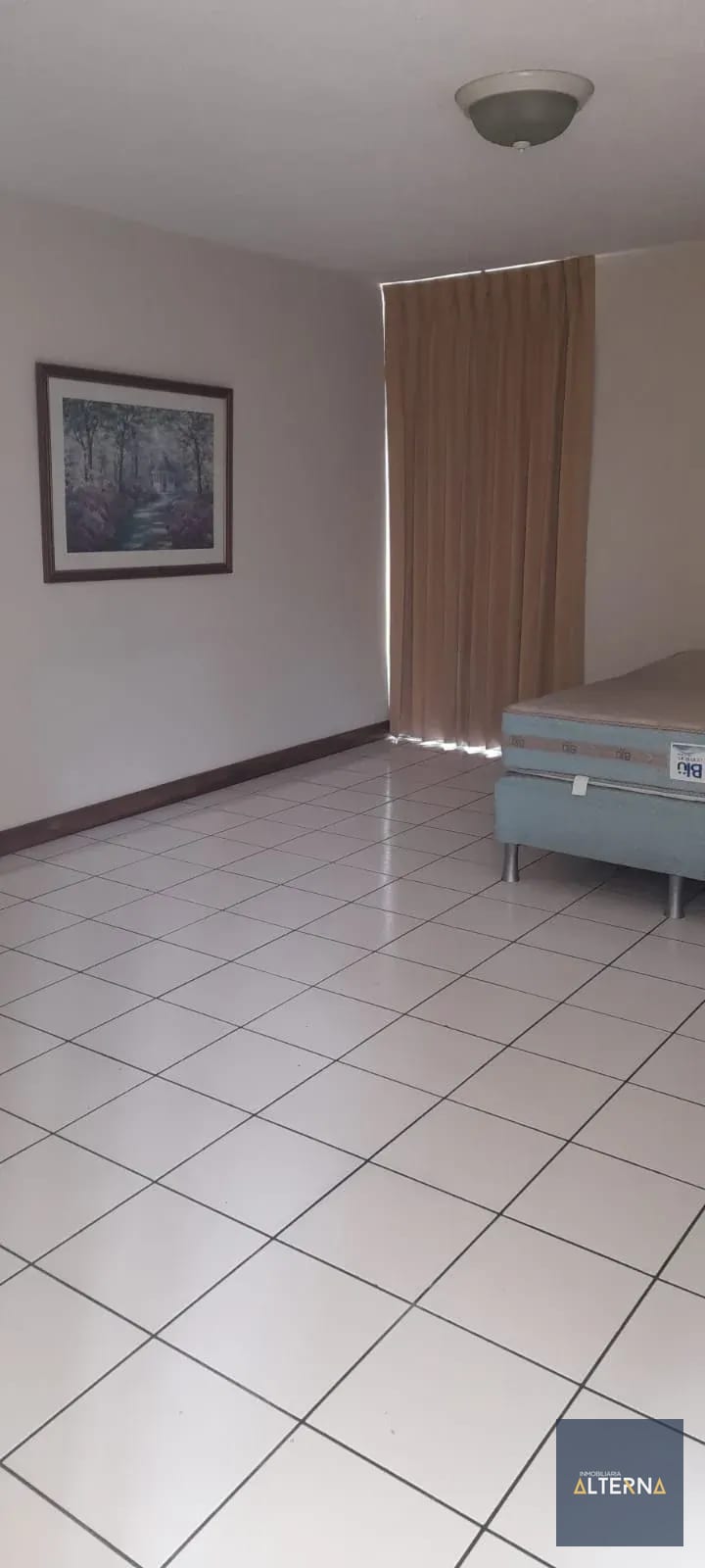 Apartamento en Renta amueblado en zona 9 — Apartamento en Alquiler en Zona 9, Guatemala, Ciudad — foto 9 de 12