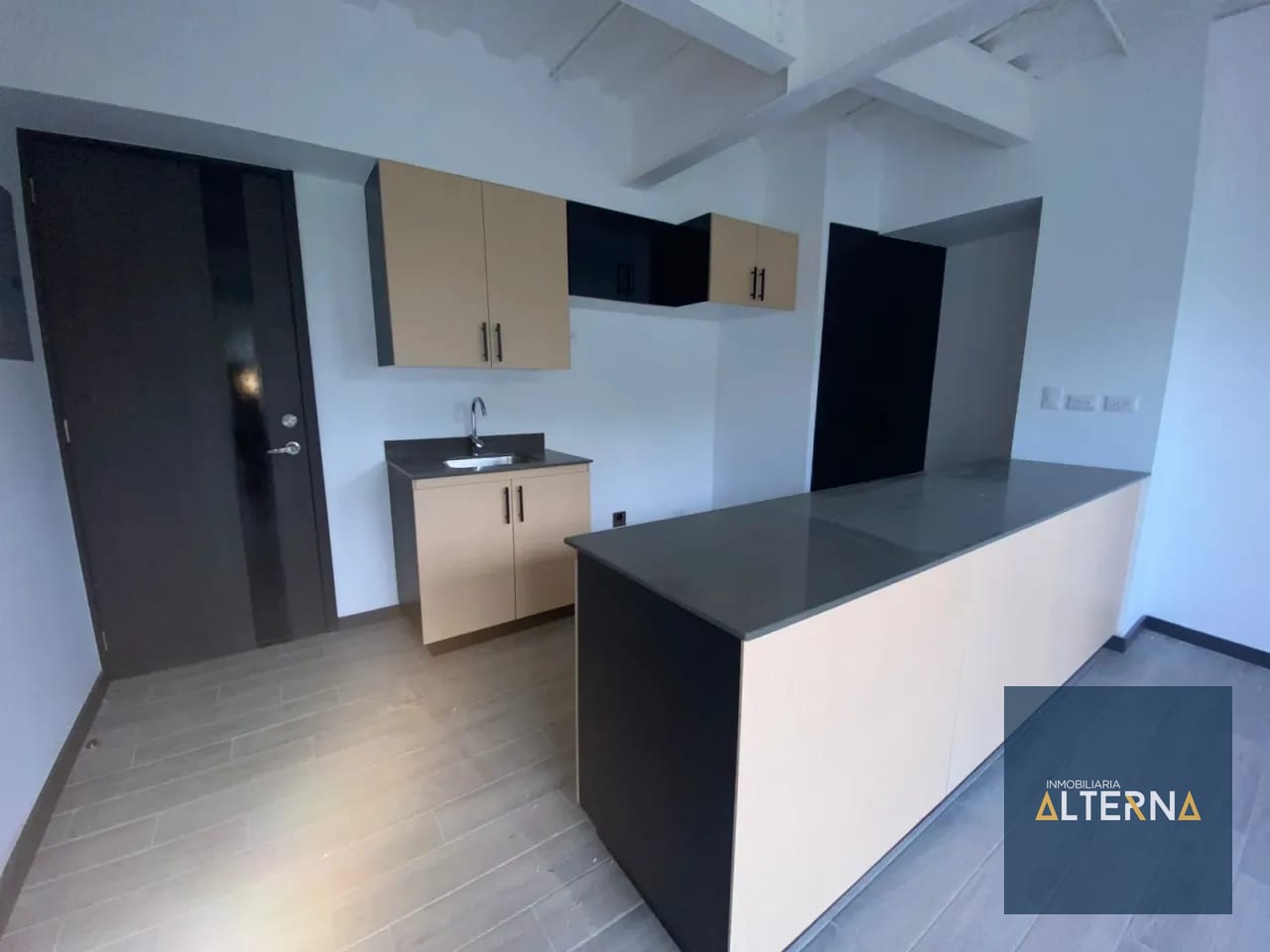 Apartamento en Renta en Zona 16 cerca de la entrada a Hacienda Rea — Apartamento en Alquiler en Zona 16, Guatemala, Ciudad — foto 4 de 4