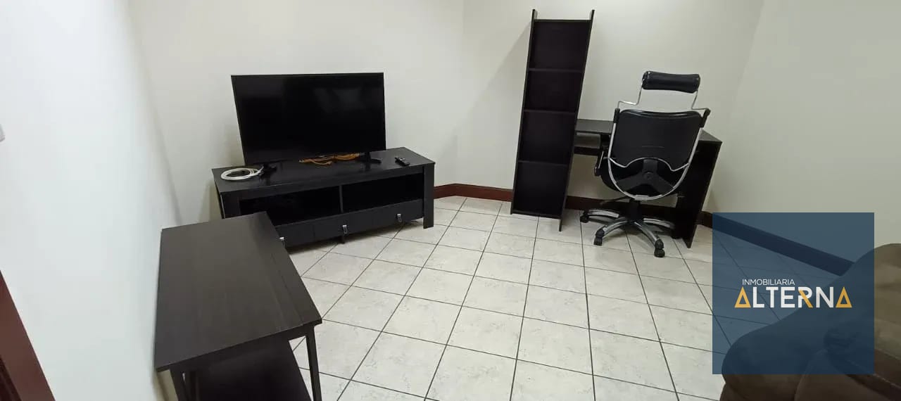 Apartamento Amueblado Renta Zona 10 — Apartamento en Venta en Zona 10, Guatemala, Ciudad — foto 3 de 8