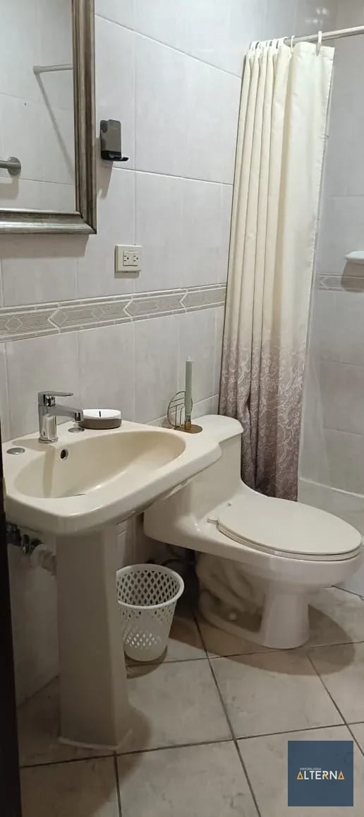 Apartamento Amueblado Renta Zona 10 — Apartamento en Venta en Zona 10, Guatemala, Ciudad — foto 4 de 8