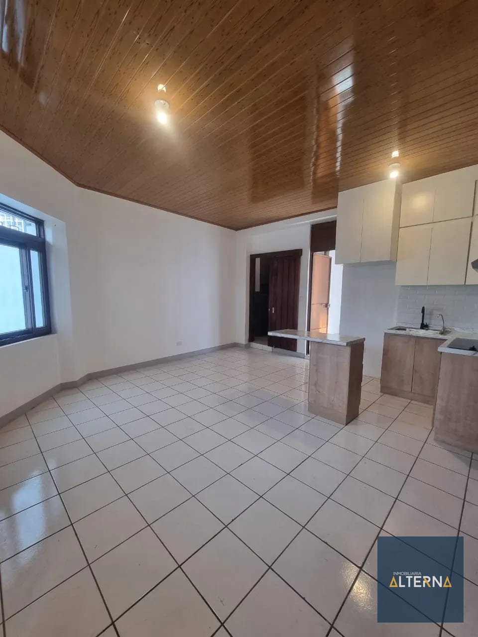 APARTAMENTO EN RENTA EN ZONA 5 Área de san Pedrito — Apartamento en Alquiler en Zona 5, Guatemala, Ciudad — foto 1 de 6