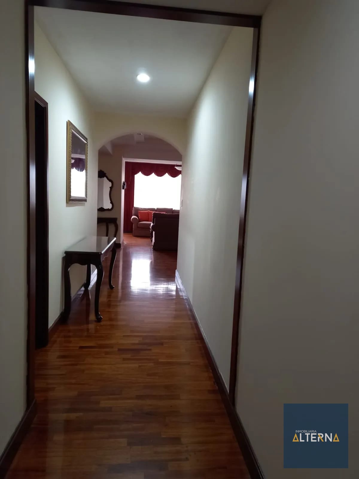 Apartamento en Renta Zona 10 — Apartamento en Alquiler en Zona 10, Guatemala, Ciudad — foto 3 de 17