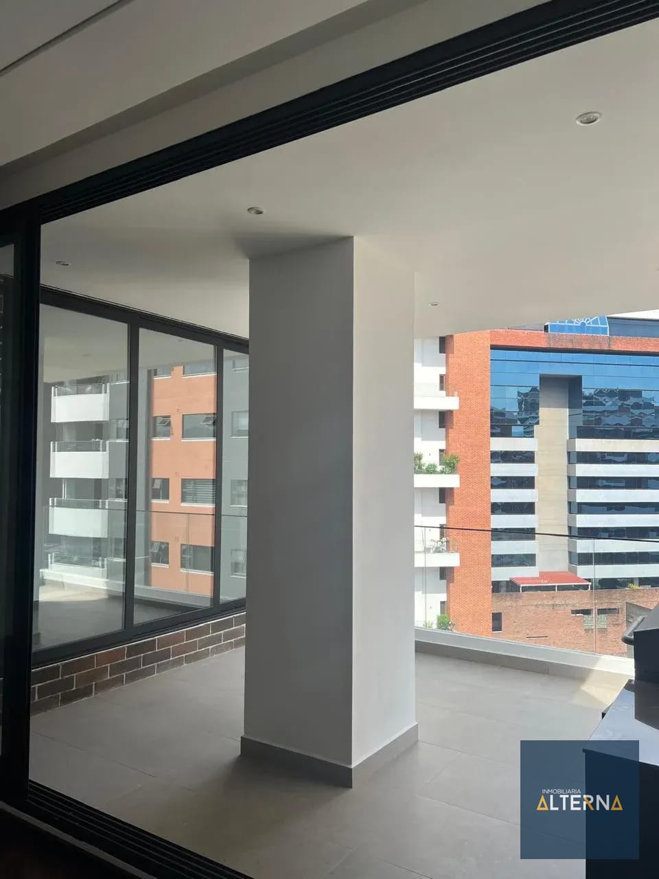 Lindo Apartamento en Venta en el mejor sector de Zona 14 Para Estrena — Apartamento en Venta en Zona 14, Guatemala, Ciudad — foto 5 de 15