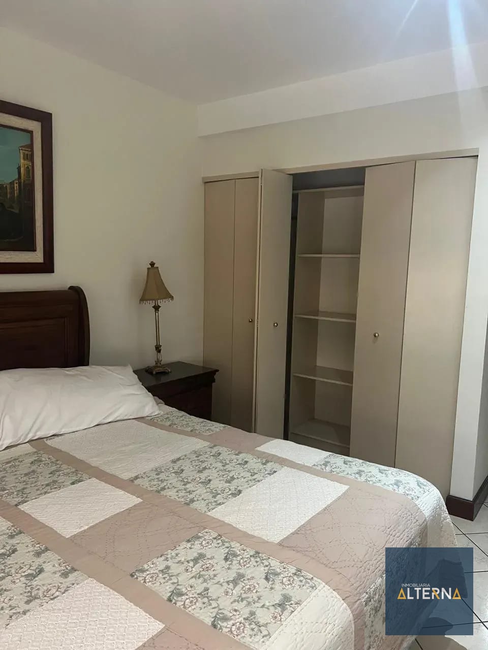 Apartamento en Renta Amueblado y Equipado Edificio Milenia — Apartamento en Alquiler en Zona 10, Guatemala, Ciudad — foto 2 de 7