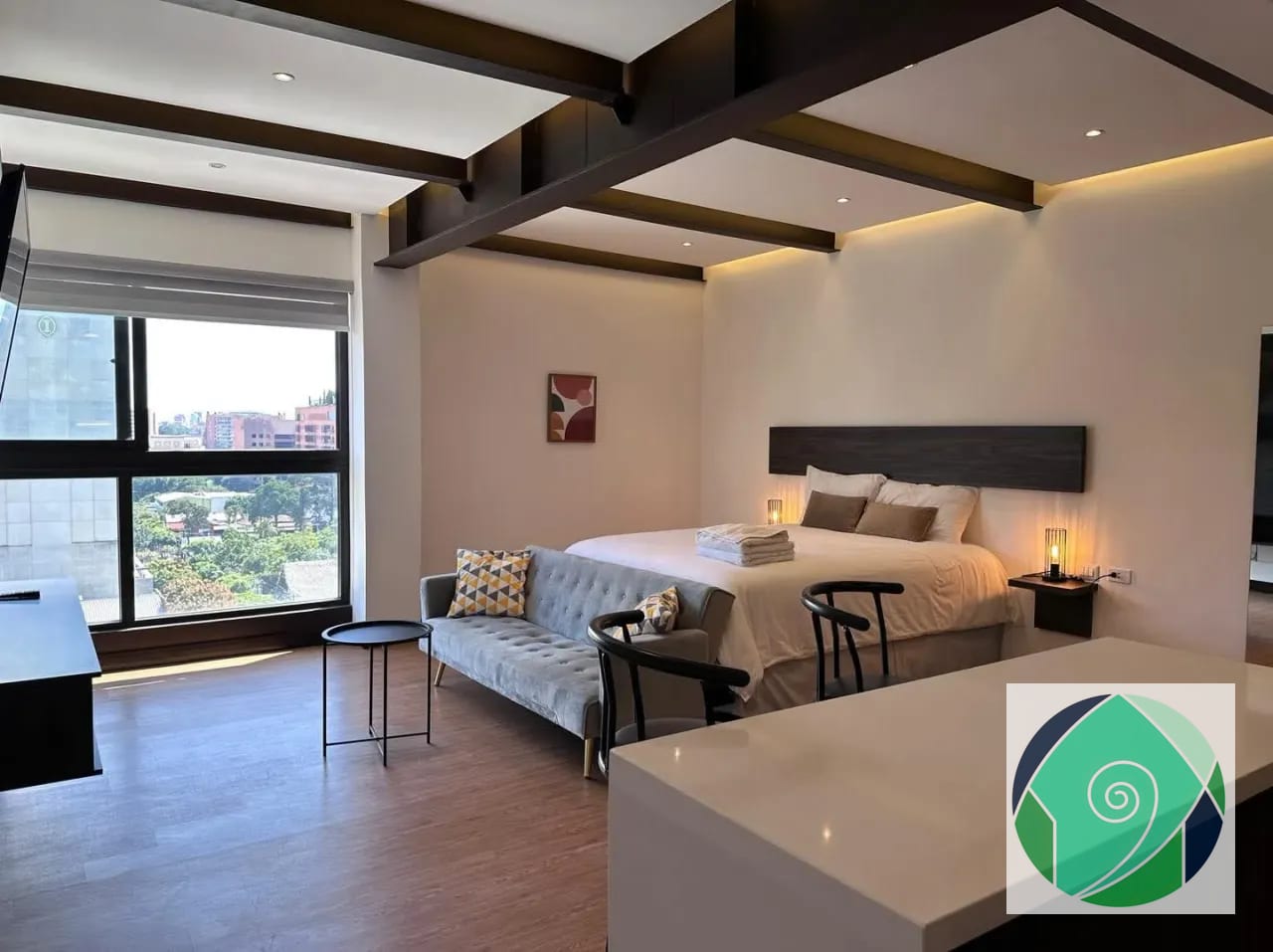 ALQUILER APARTAMENTO EN ZONA 10 — Apartamento en Alquiler en Zona 10, Guatemala, Ciudad — foto 1 de 9