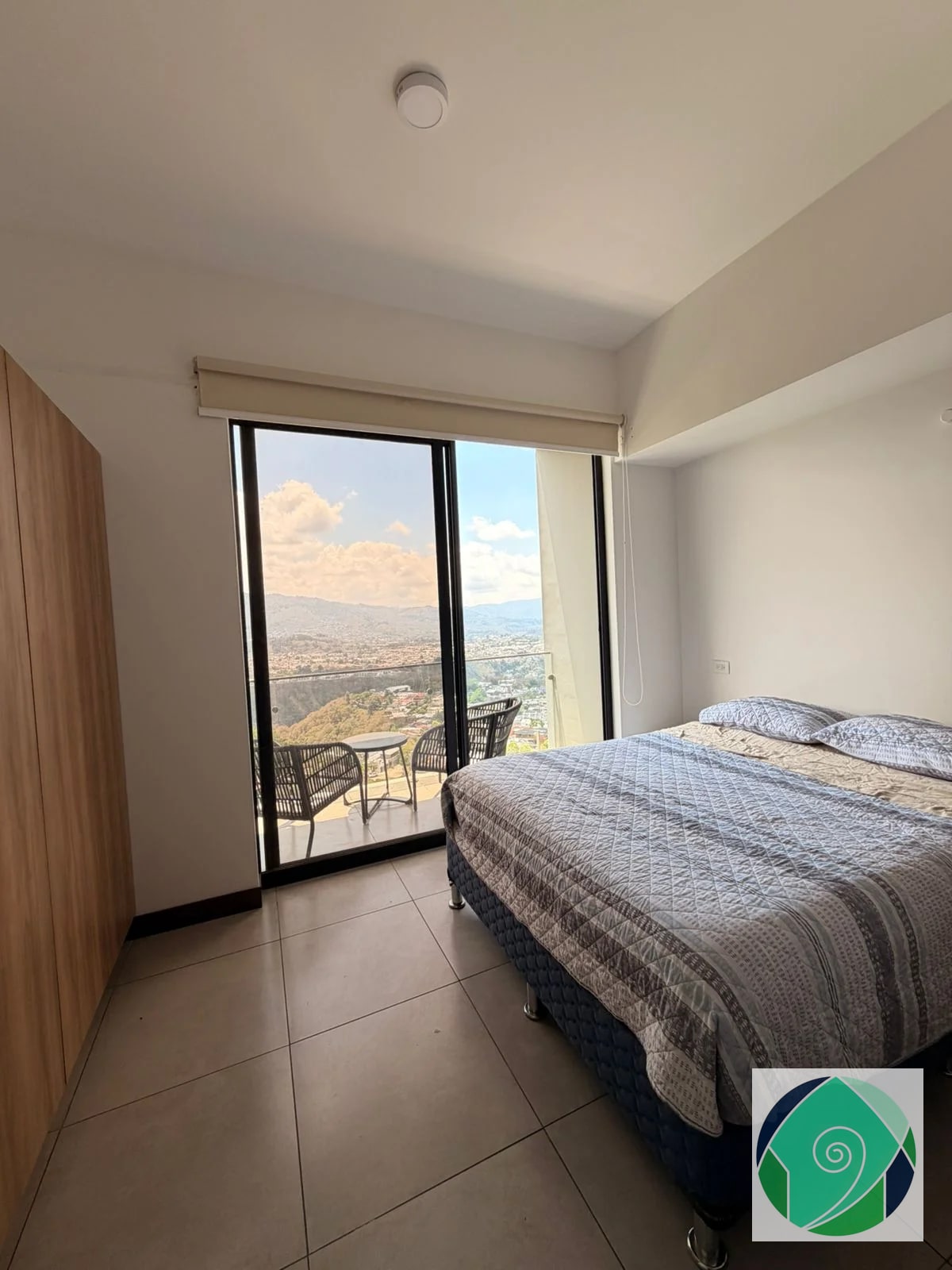 ALQUILER APARTAMENTO AMUEBLADO EN ZONA 13 — Apartamento en Alquiler en Elemento Plaza Berlín, Zona 13, Guatemala, Ciudad — foto 6 de 11