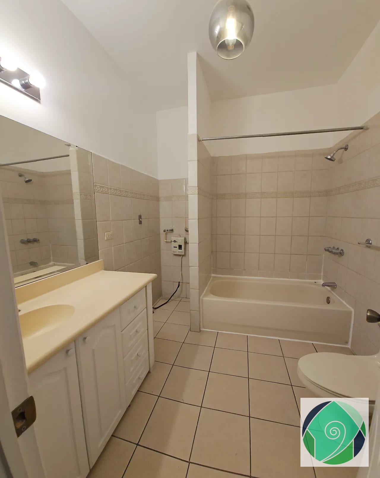VENTA APARTAMENTO EN ZONA 14 — Apartamento en Venta en Santorini, Zona 14, Guatemala, Ciudad — foto 12 de 13