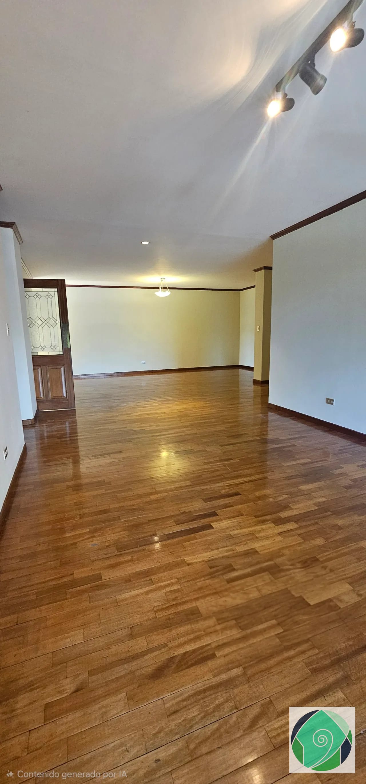 ALQULLER APARTAMENTO EN ZONA 10 — Apartamento en Alquiler en Torre Castelar, Zona 10, Guatemala, Ciudad — foto 2 de 17