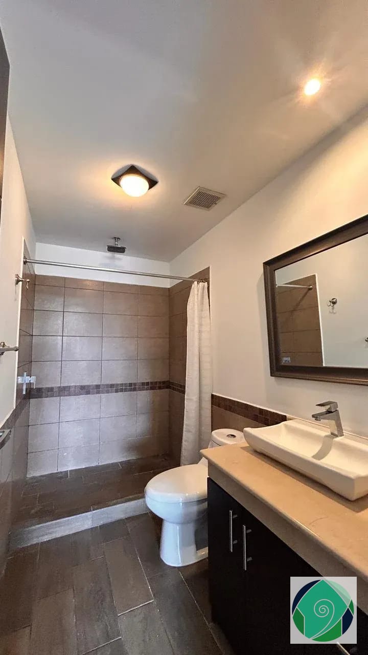 Alquiler Apartamento de 2 Habitaciones en Zona 10 — Apartamento en Alquiler en Zona 10, Guatemala, Ciudad — foto 4 de 4