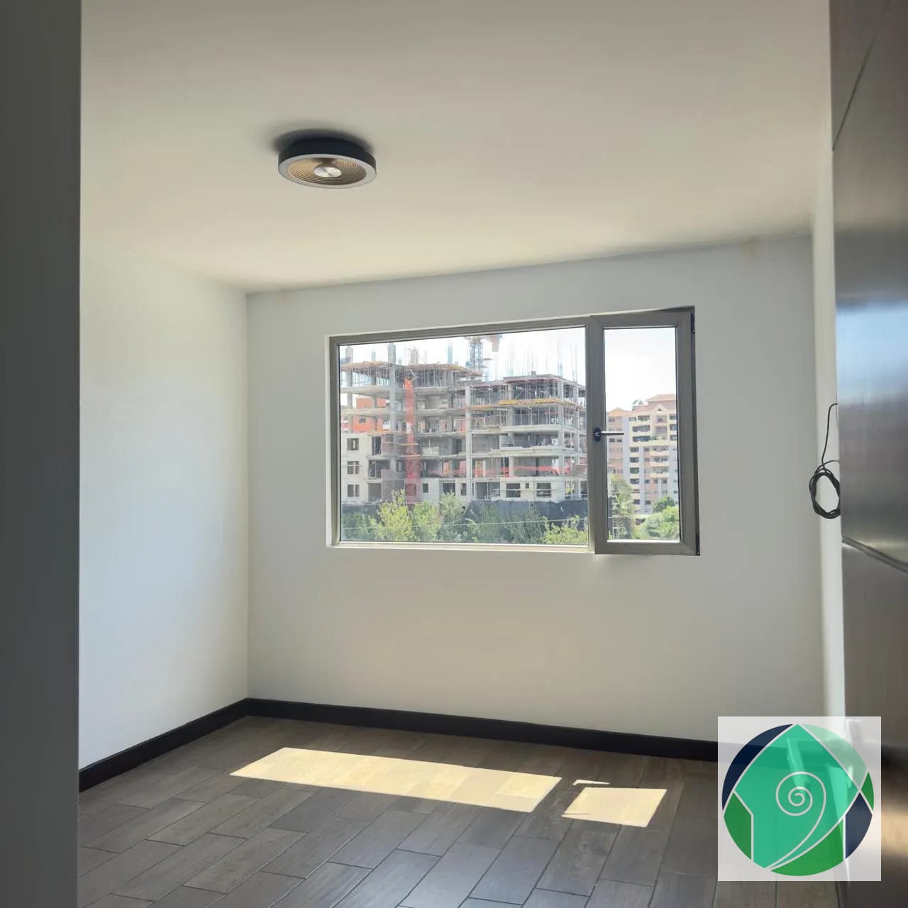 Alquiler Apto 2 Habitaciones en Verona, Z.10 — Apartamento en Alquiler en Verona, Zona 10, Guatemala, Ciudad — foto 3 de 8