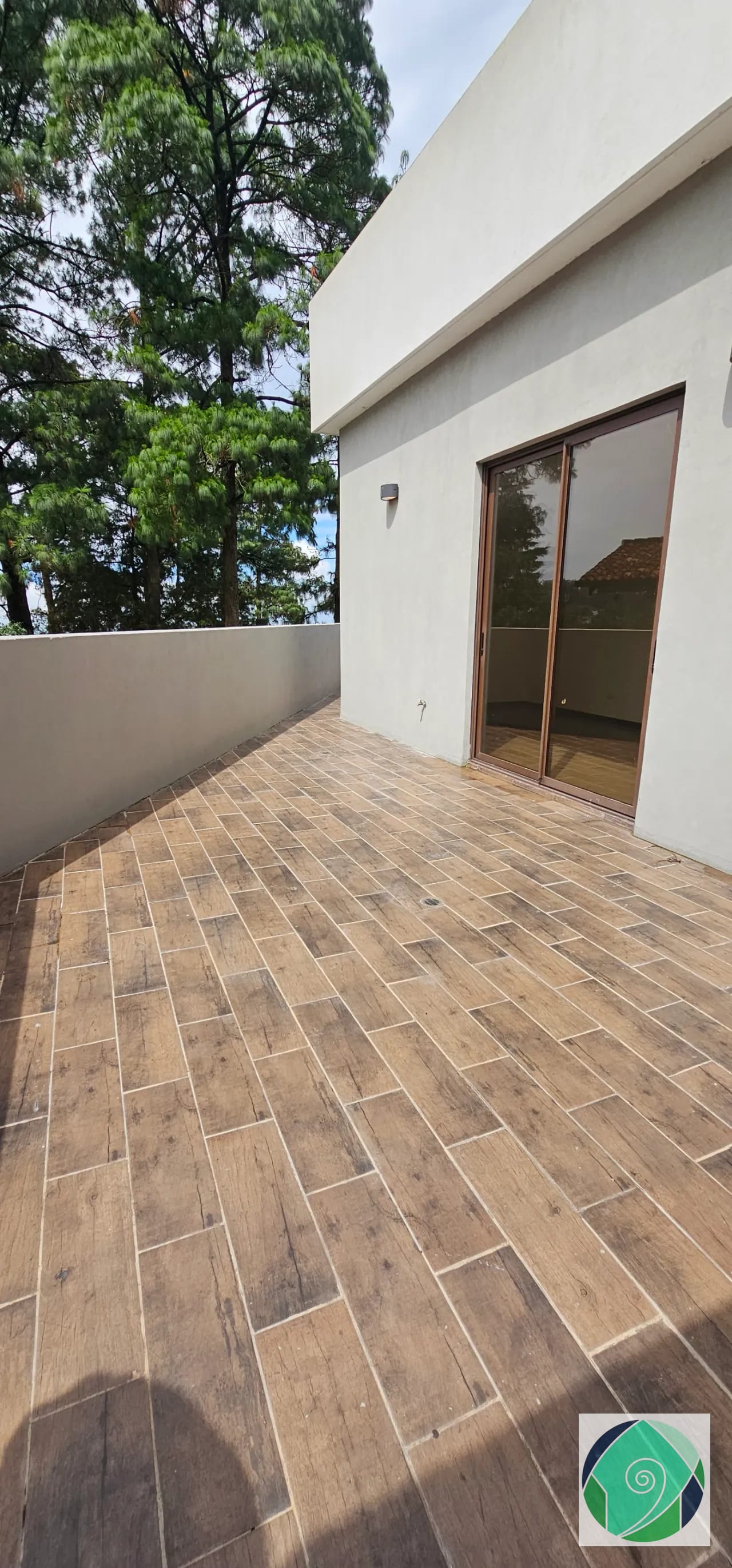 Alquiler Apto de 3 Habitaciones y Terraza en Zona 15 — Apartamento en Alquiler en Albero San Lazaro, Zona 15, Guatemala, Ciudad — foto 1 de 17