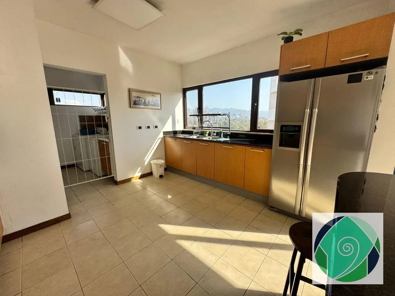 Alquiler Amplio Apartamento en Zona 15 — Apartamento en Alquiler en El Robledal, Zona 15, Guatemala, Ciudad — foto 3 de 17