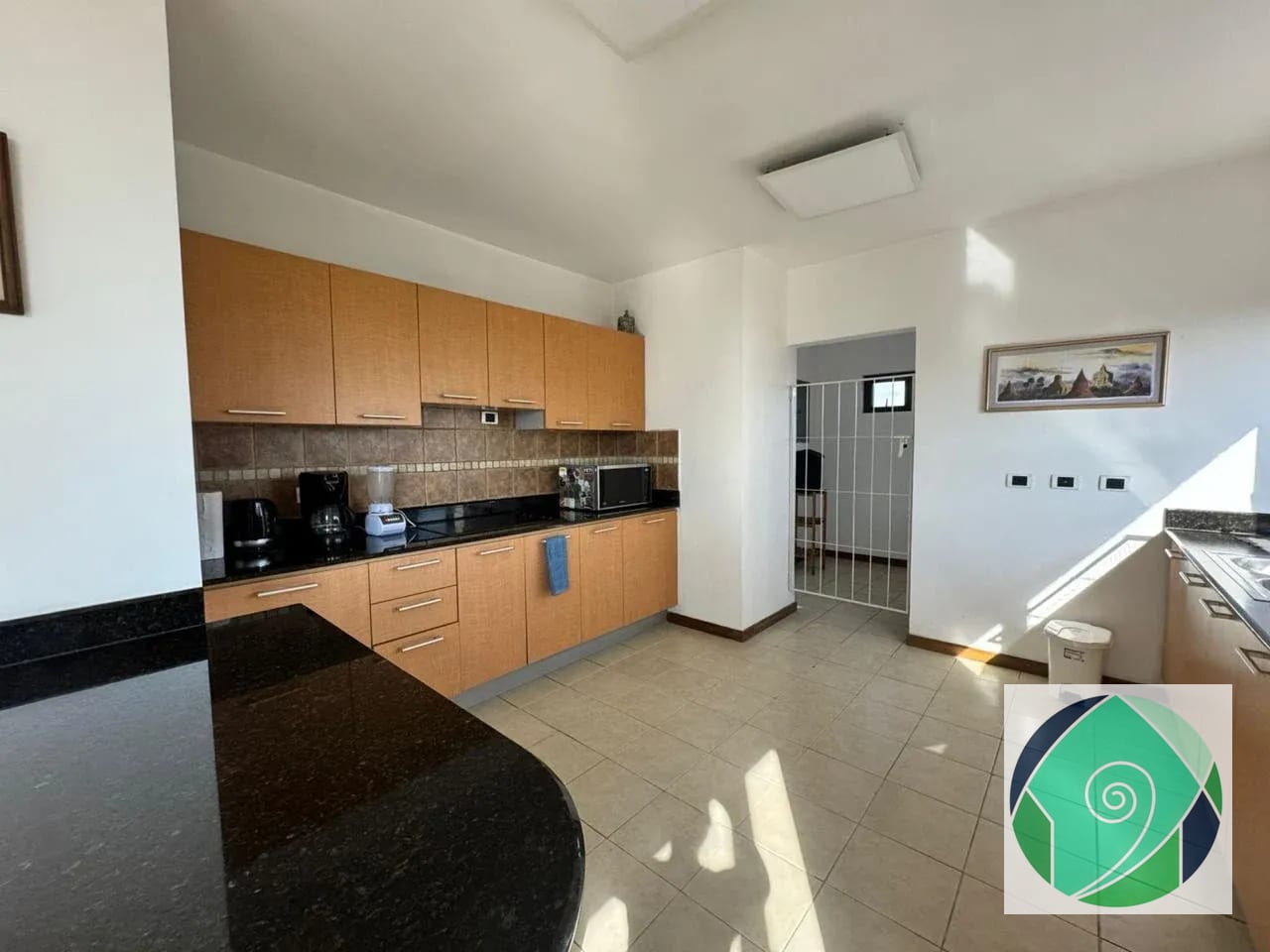 Alquiler Amplio Apartamento en Zona 15 — Apartamento en Alquiler en El Robledal, Zona 15, Guatemala, Ciudad — foto 4 de 17
