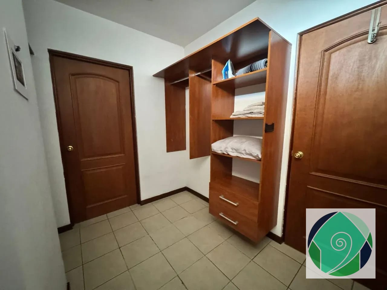 Alquiler Amplio Apartamento en Zona 15 — Apartamento en Alquiler en El Robledal, Zona 15, Guatemala, Ciudad — foto 13 de 17