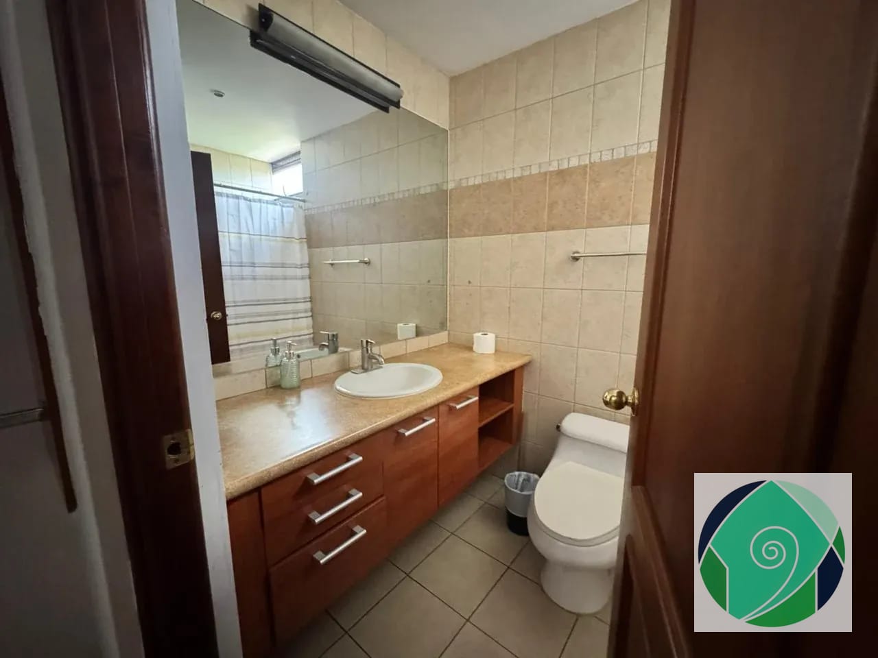 Alquiler Amplio Apartamento en Zona 15 — Apartamento en Alquiler en El Robledal, Zona 15, Guatemala, Ciudad — foto 14 de 17