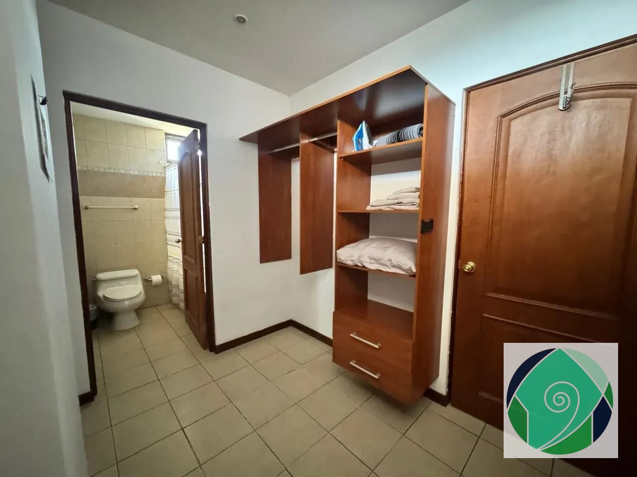 Alquiler Amplio Apartamento en Zona 15 — Apartamento en Alquiler en El Robledal, Zona 15, Guatemala, Ciudad — foto 17 de 17