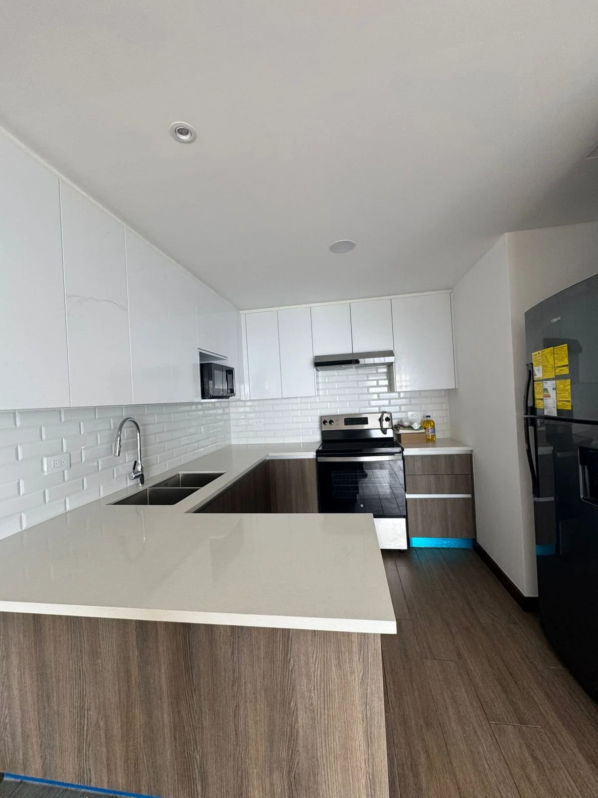 Renta Apartamento NARU, Zona 16 — Apartamento en Alquiler en Zona 16, Guatemala, Ciudad — foto 14 de 17
