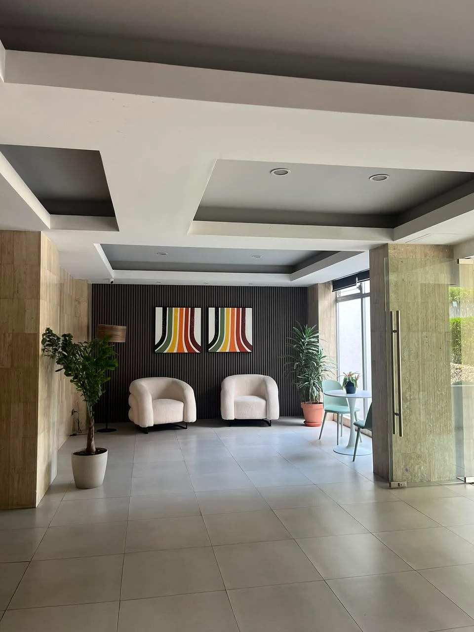 Renta Apartamento Edificio Convista, Zona 15 — Apartamento en Alquiler en Zona 15, Guatemala, Ciudad — foto 12 de 12