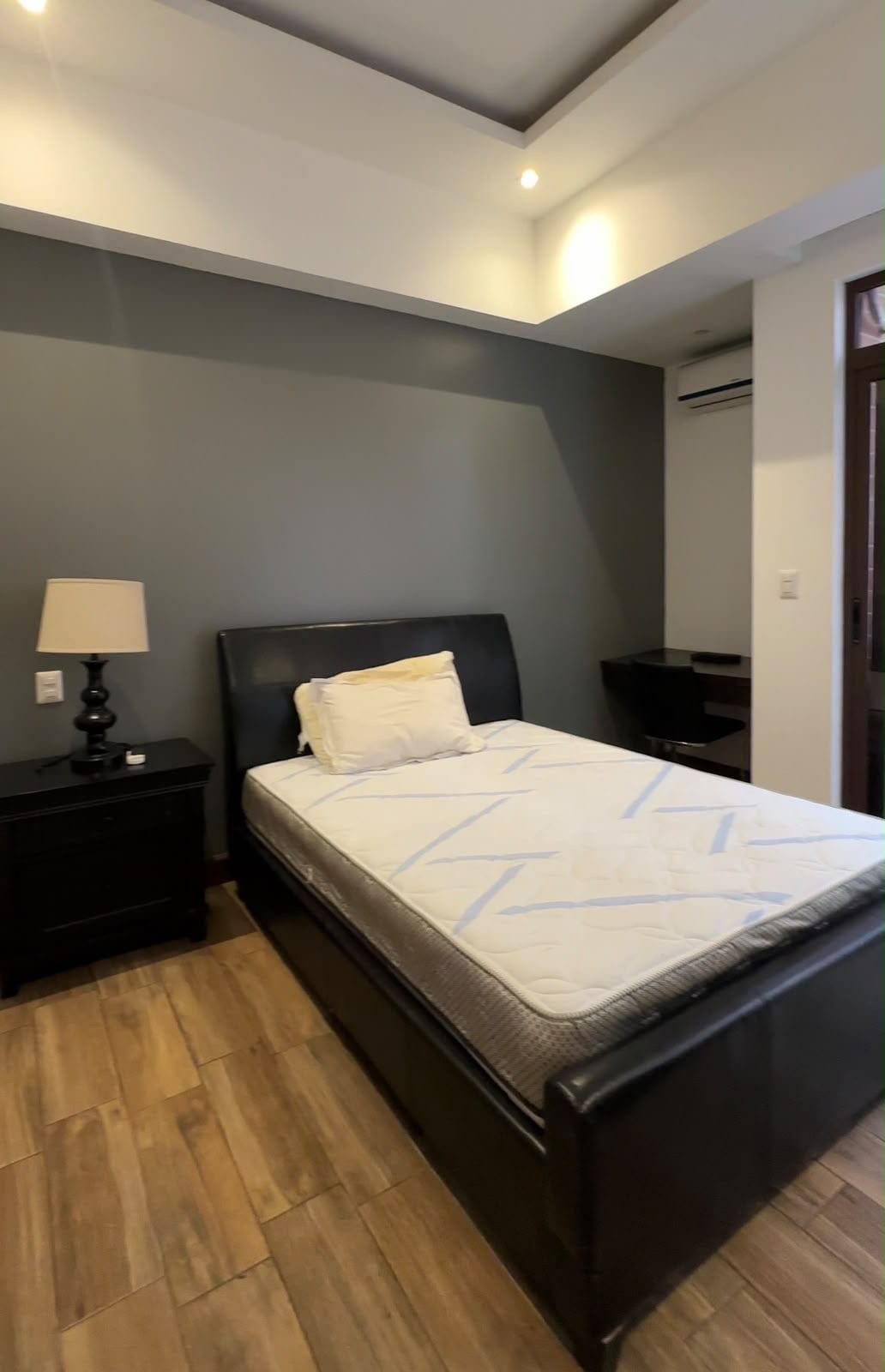 Hermoso apartamento amueblado en renta — Apartamento en Alquiler en Zona 10, Guatemala, Ciudad — foto 3 de 4