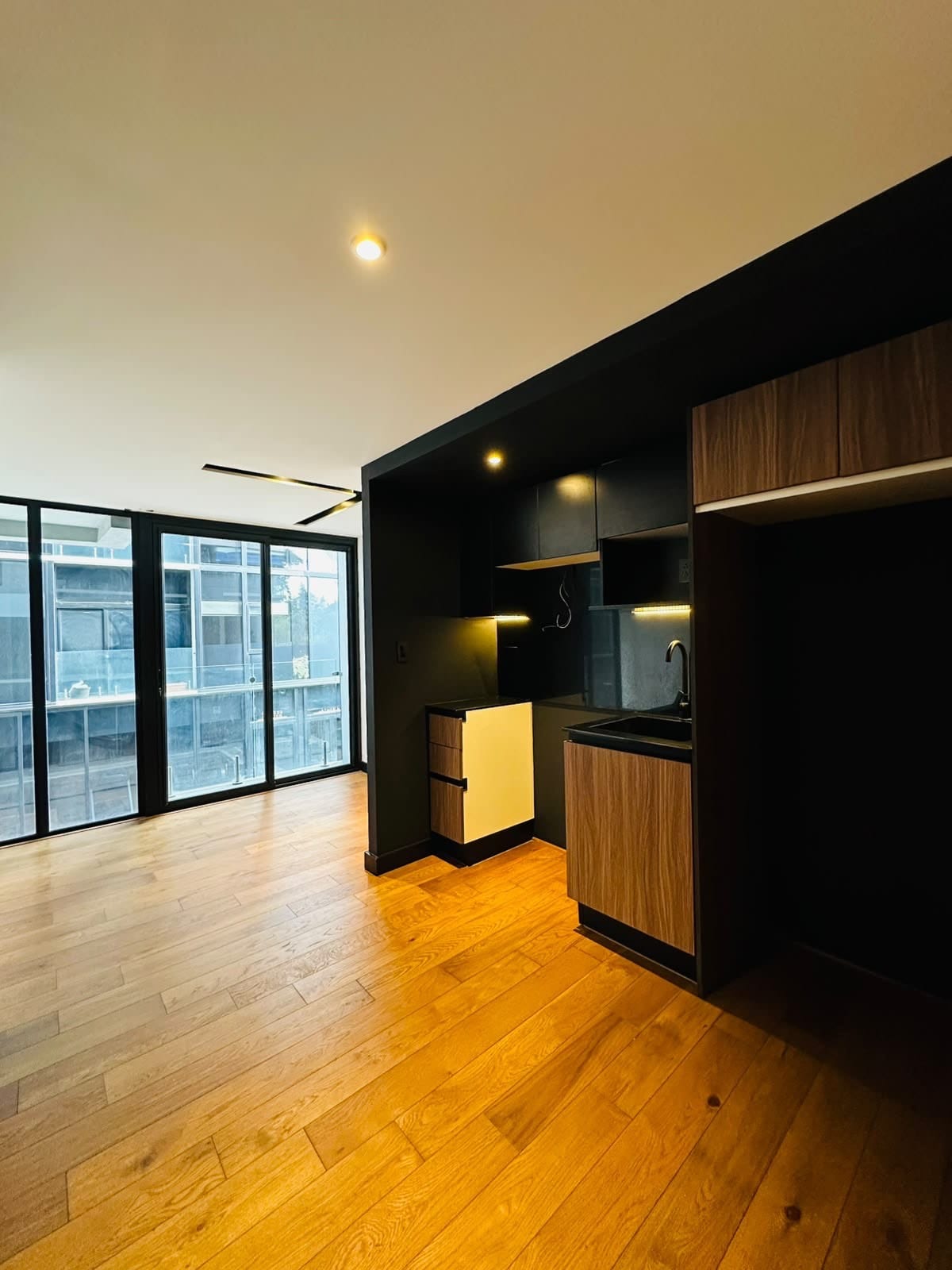 Loft estudio Renta y venta — Apartamento en Alquiler en Villa Mariscal, Zona 11, Guatemala, Ciudad — foto 6 de 7