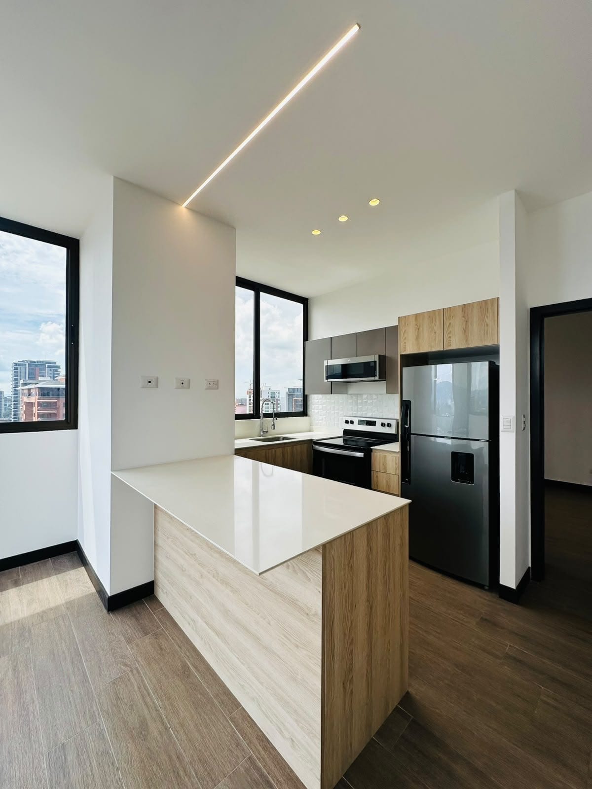 Apartamento en renta zona 10 — Apartamento en Alquiler en Diagoseis, Zona 10, Guatemala, Ciudad — foto 6 de 6