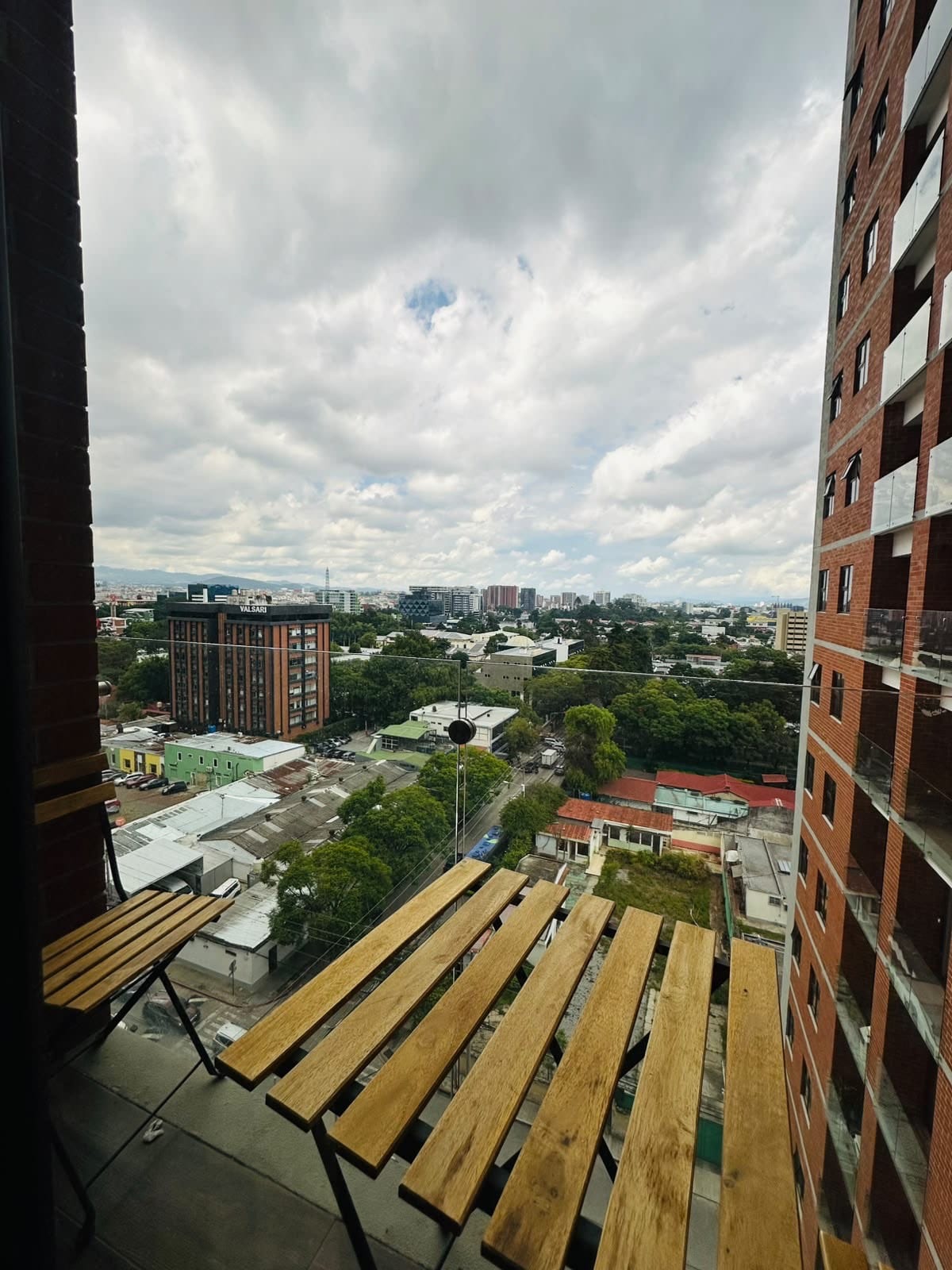 Apartamento amueblado en zona 10 — Apartamento en Alquiler en Brunelo, Zona 10, Guatemala, Ciudad — foto 4 de 5
