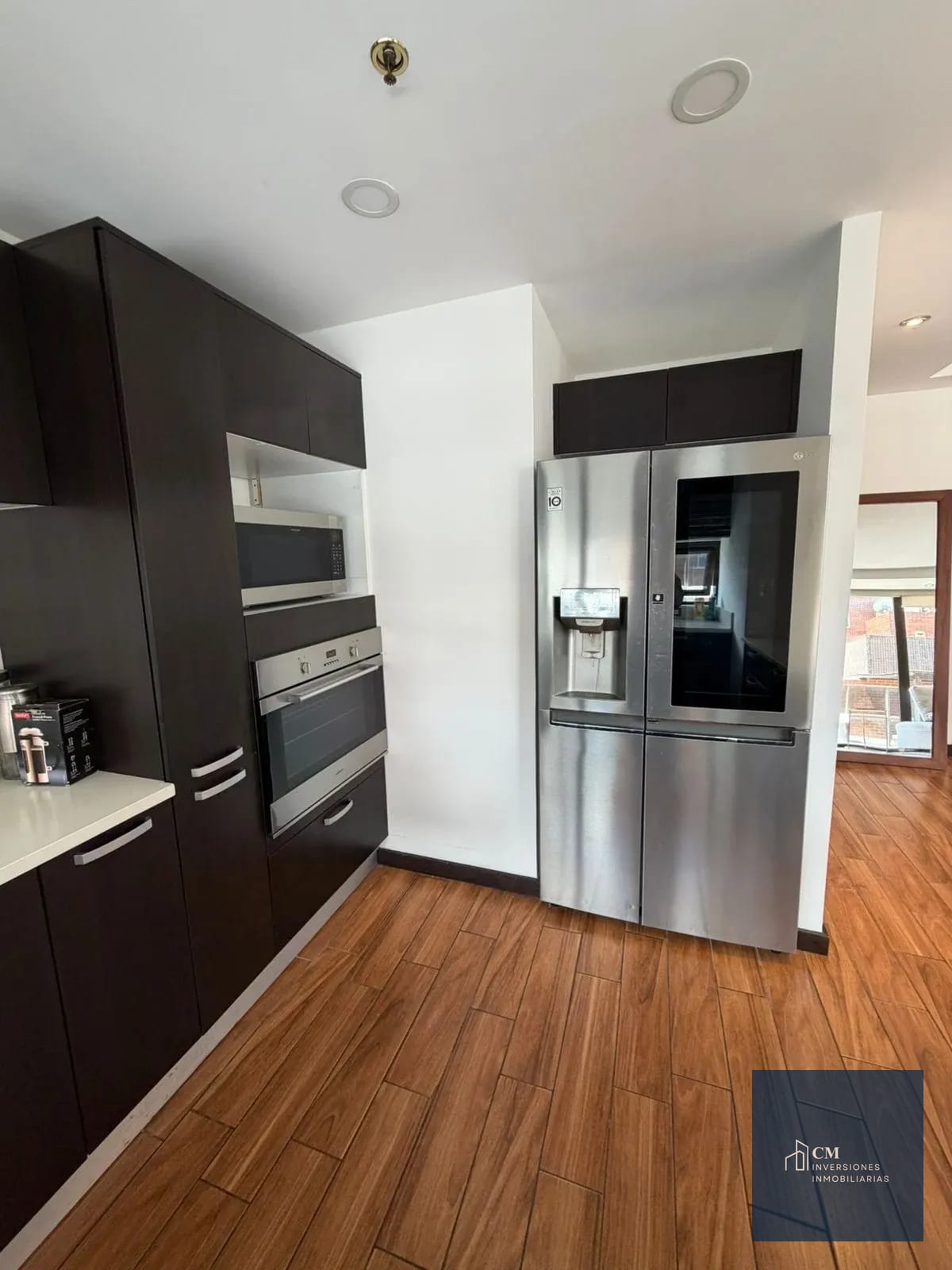Cocina — Vive con estilo en Vista Hermosa I: apartamento amueblado en renta Z15 — Apartamento en Alquiler en Vista Hermosa I, Zona 15, Guatemala, Ciudad — foto 6 de 14