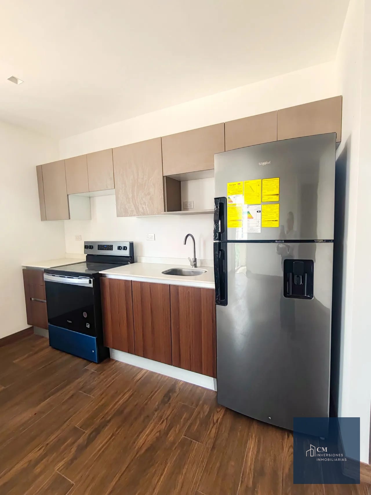 Cocina — APARTAMENTO EN ZONA 15, VH II. ¡Comodidad, estilo y amenidades! — Apartamento en Alquiler en Vista Hermosa II, Zona 15, Guatemala, Ciudad — foto 2 de 17