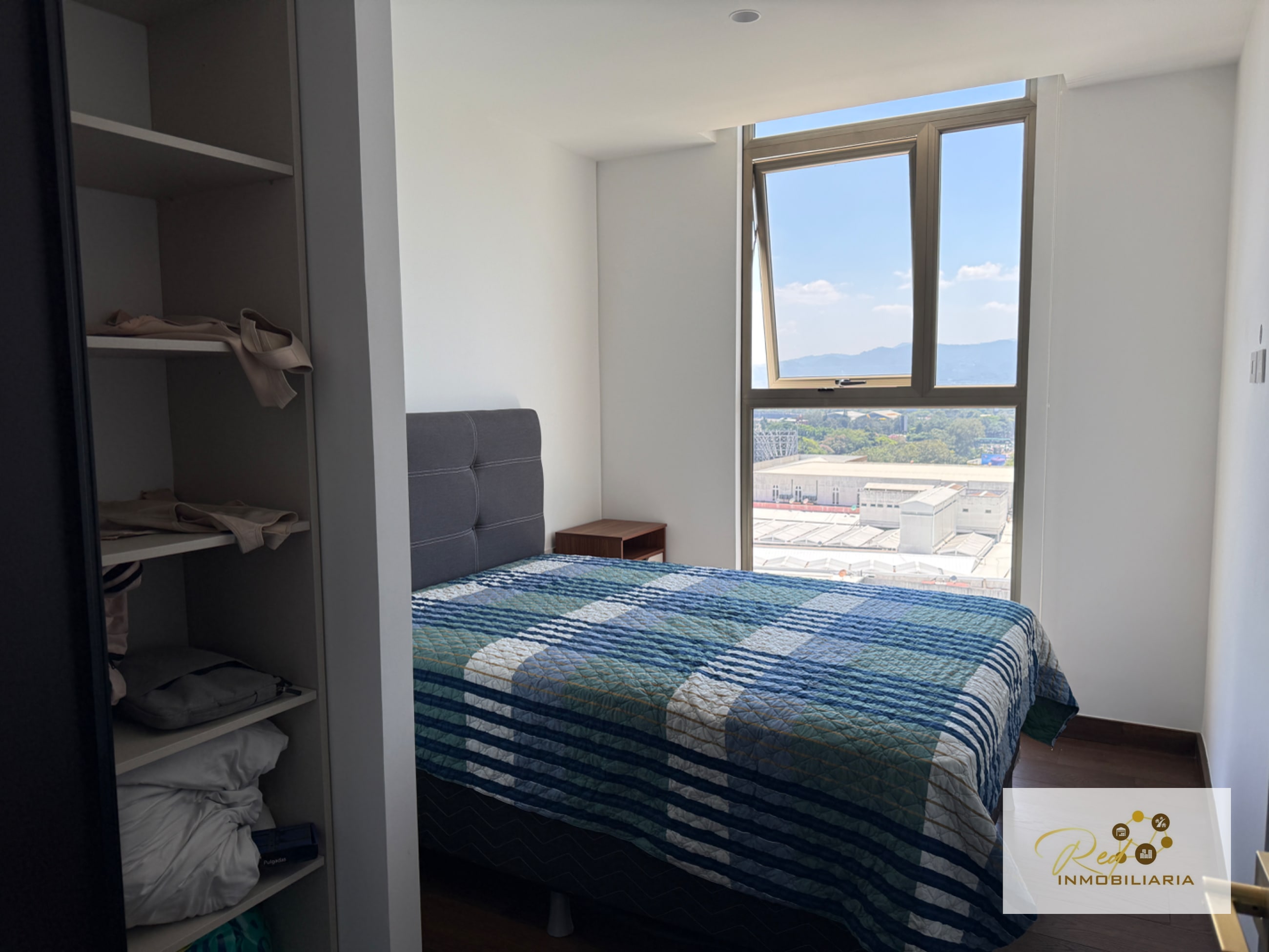 ✨ Apartamento Amueblado en Renta – Edificio Atarah, Zona 10 - 5