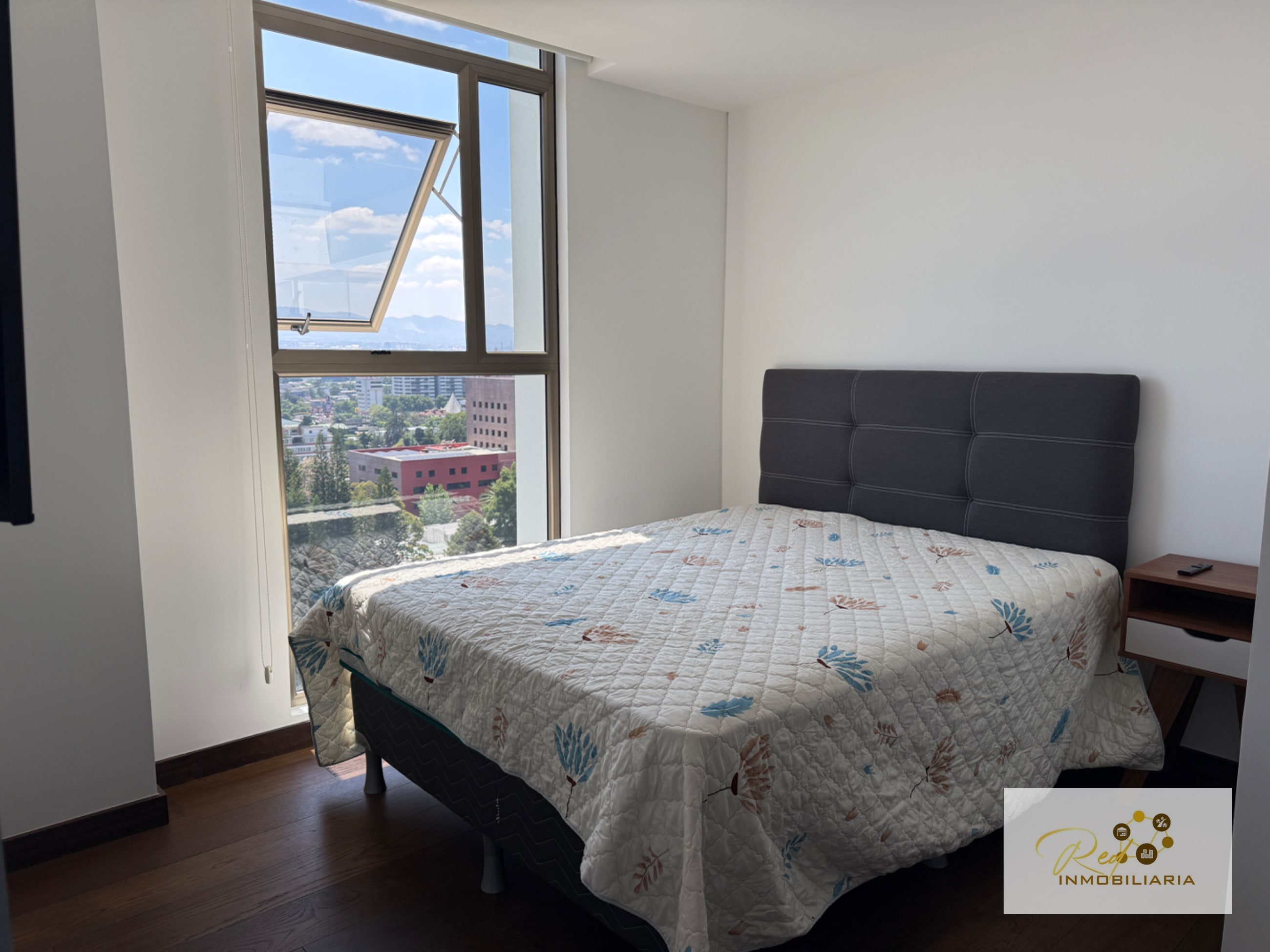 ✨ Apartamento Amueblado en Renta – Edificio Atarah, Zona 10 - 4