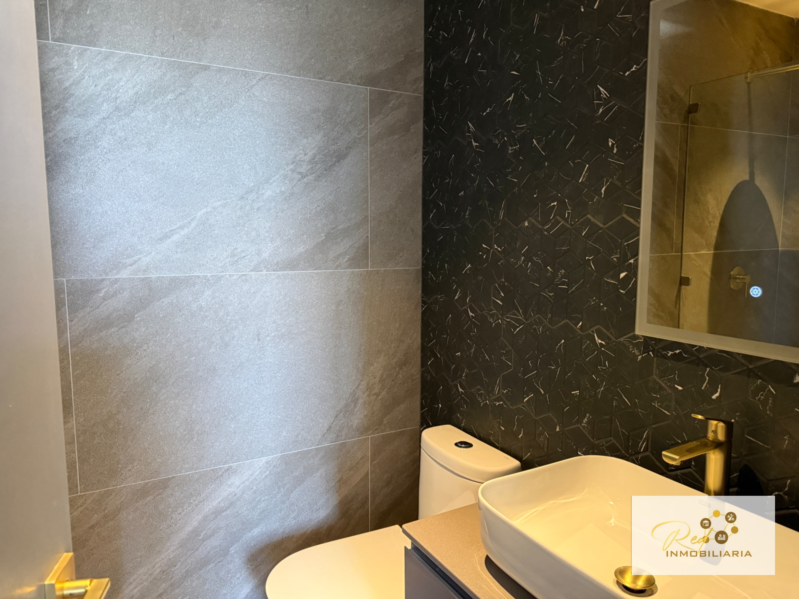✨ Apartamento Amueblado en Renta – Edificio Atarah, Zona 10 - 7