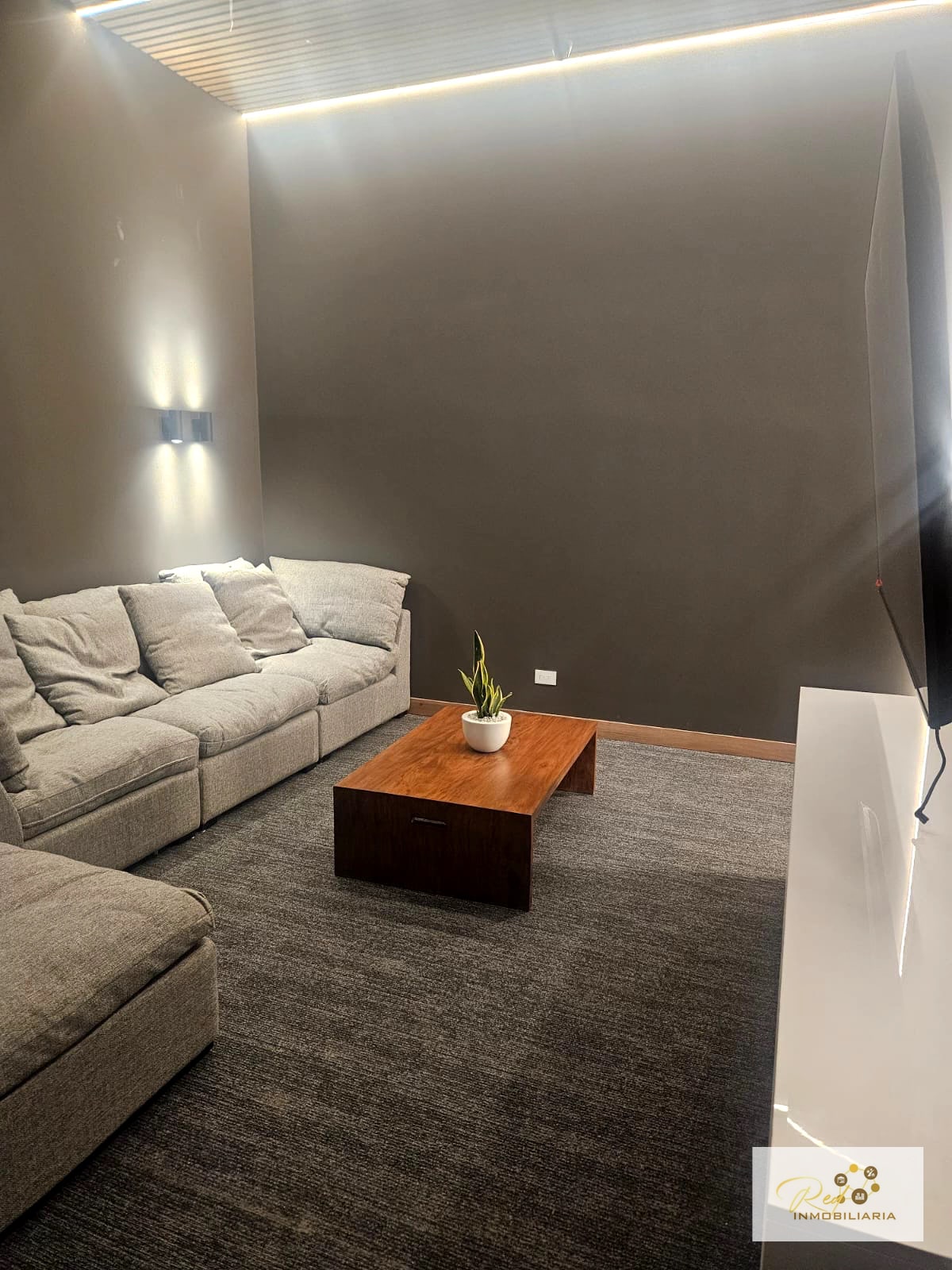 RENTA APARTAMENTO EXCLUSIVO PARQUE 14, Zona Residencial Premium — Apartamento en Alquiler en Zona 14, Guatemala, Ciudad — foto 11 de 14