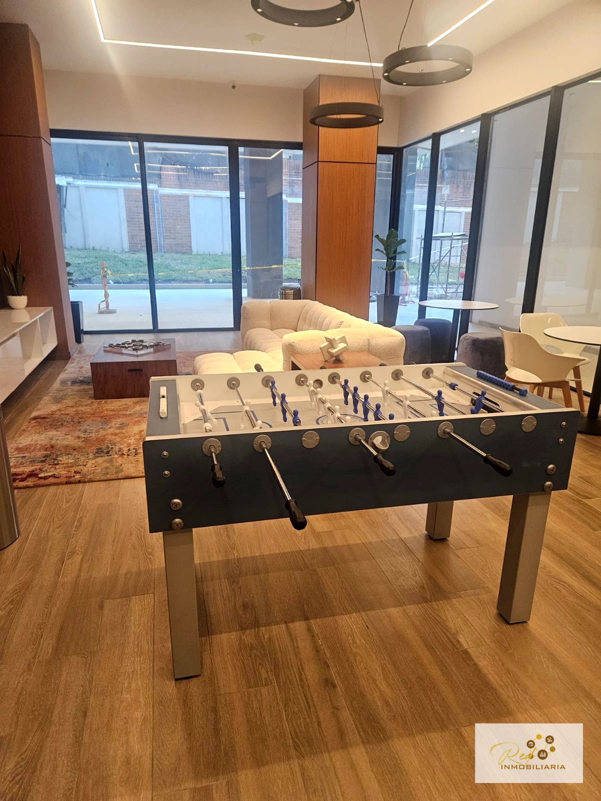 RENTA APARTAMENTO EXCLUSIVO PARQUE 14, Zona Residencial Premium — Apartamento en Alquiler en Zona 14, Guatemala, Ciudad — foto 12 de 14