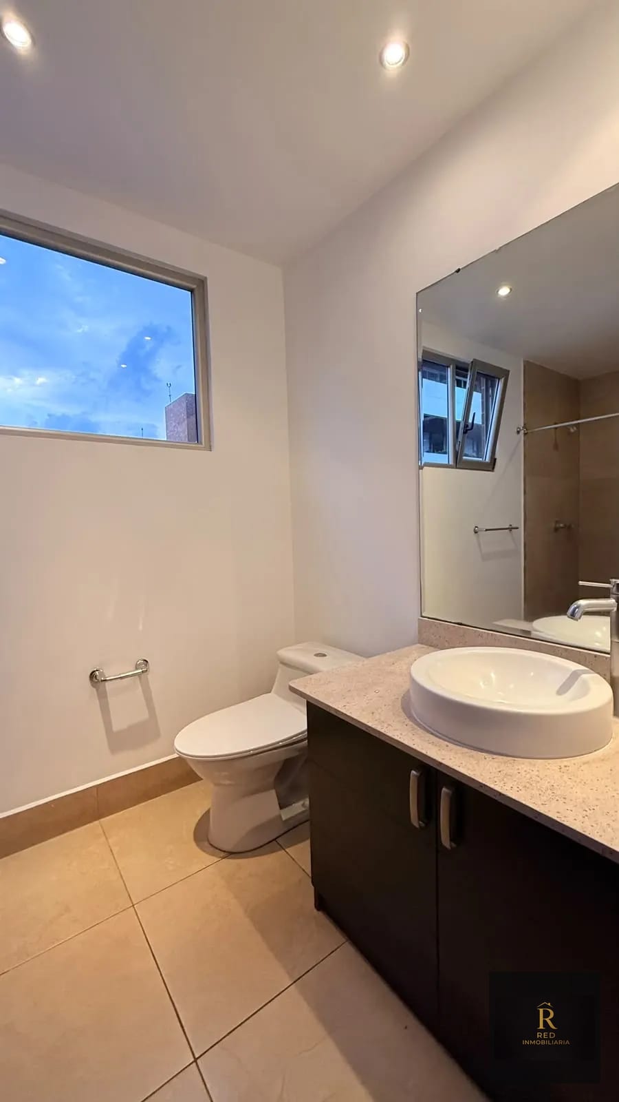 🏢 Apartamento en Venta zona 10 / Edificio Aria – Nivel Alto — Apartamento en Venta en Zona 10, Guatemala, Ciudad — foto 14 de 15