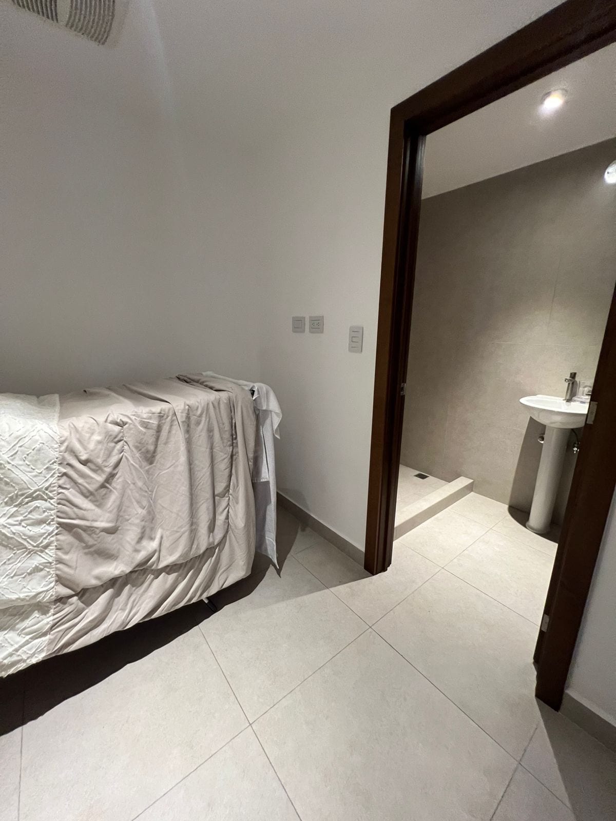 RESERVA DIEZ / VENTA DE APARTAMENTO DE 3 HABITACIONES Y CS — Apartamento en Venta en Reserva Diez, Zona 10, Guatemala, Ciudad — foto 15 de 15