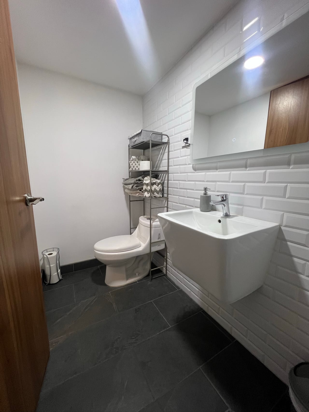 BE14 / Apartamento Amueblado en Renta de 1 Habitación / Z14 La Villa — Apartamento en Alquiler en Be14, Zona 14, Guatemala, Ciudad — foto 9 de 11