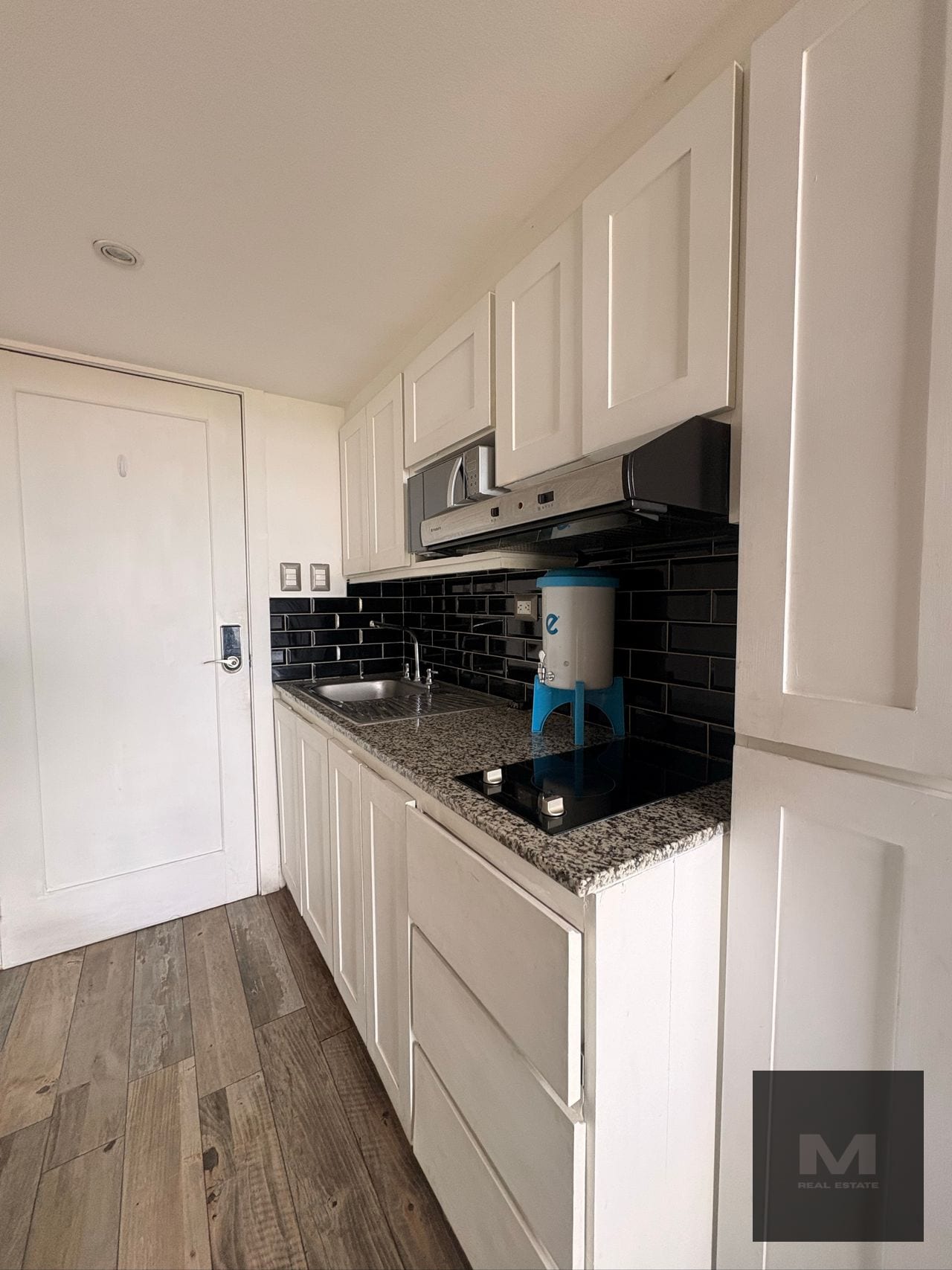 🏙️ Apartamento Amueblado en Renta Zona 15 (directo) — Apartamento en Alquiler en Adamant, Zona 15, Guatemala, Ciudad — foto 4 de 8