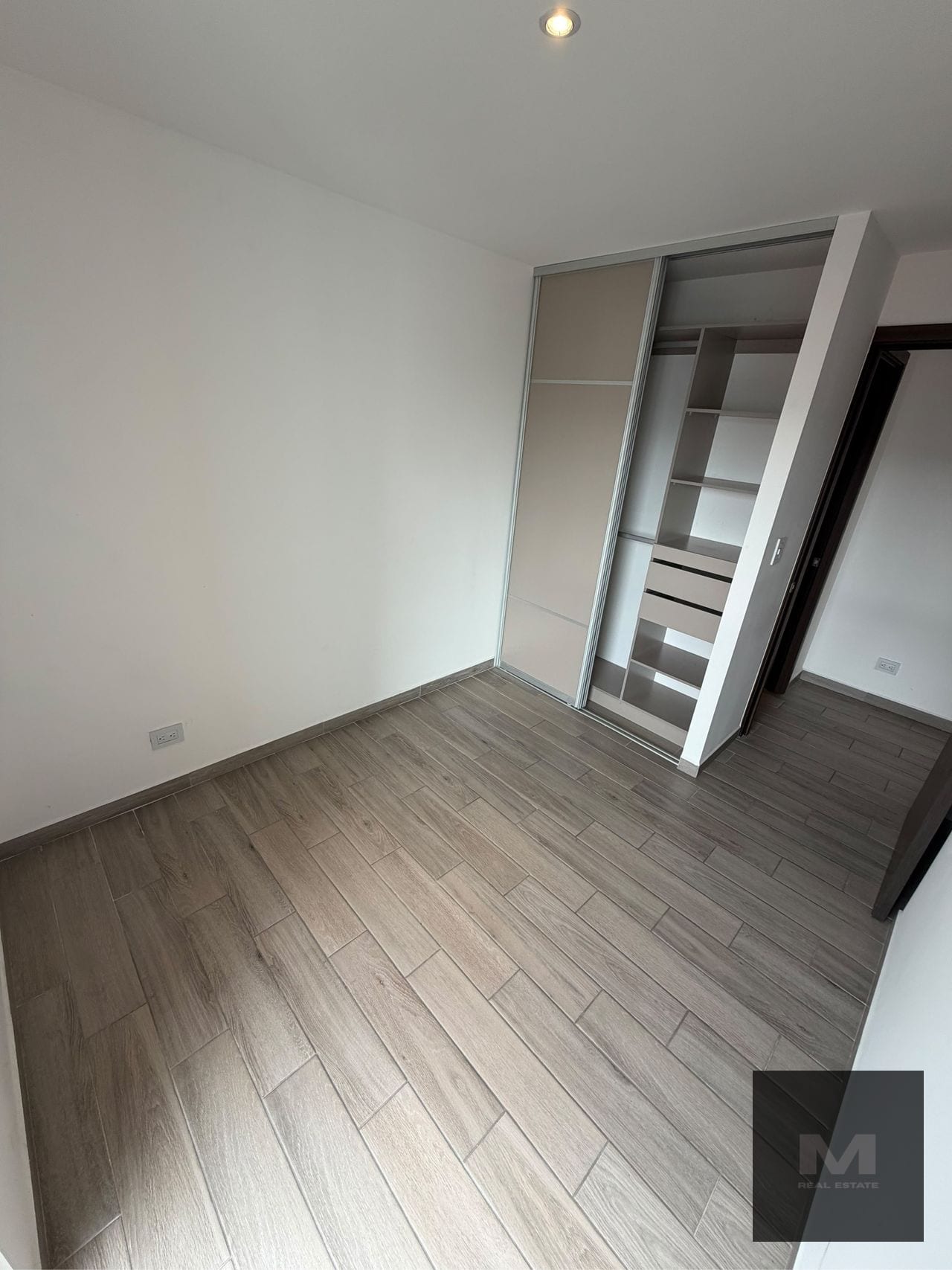 🏙️ Apartamento en Renta Zona 10 (+1) — Apartamento en Alquiler en Parque 10, Zona 10, Guatemala, Ciudad — foto 7 de 11