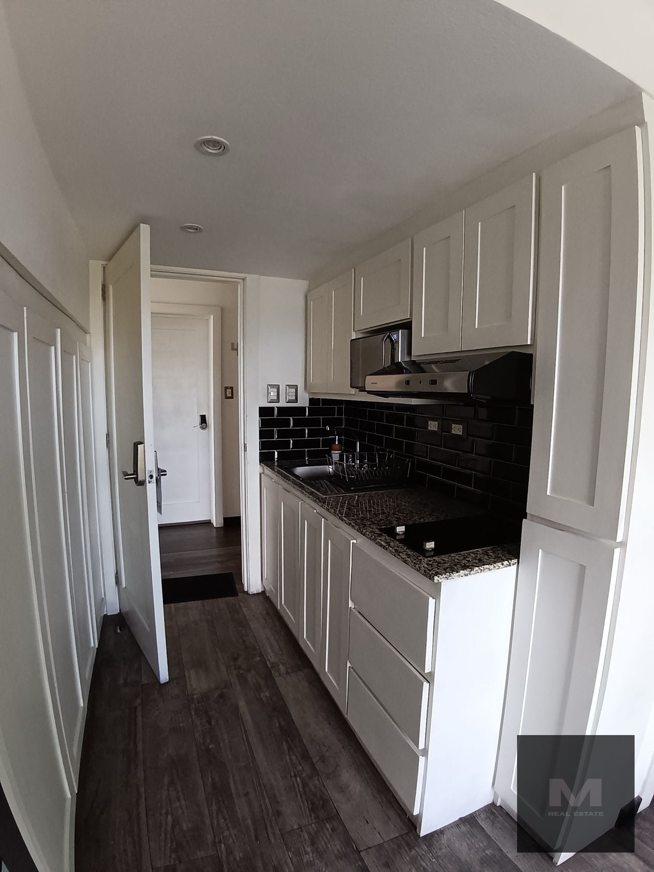 🏙️ Apartamento Tipo Loft Amueblado en Renta, Zona 15 — Apartamento en Alquiler en Adamant, Zona 15, Guatemala, Ciudad — foto 3 de 5